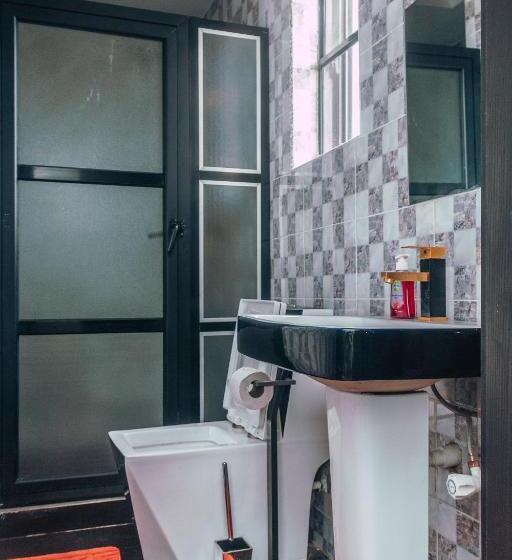 اتاق لوکس, 247 Luxury