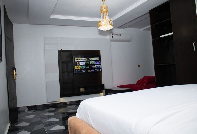 اتاق اجرایی سه نفره, 247 Luxury