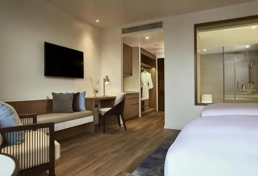 استودیو استاندارد با چشم‌انداز دریا و بالکن, Mövenpick Villas & Residences Phu Quoc