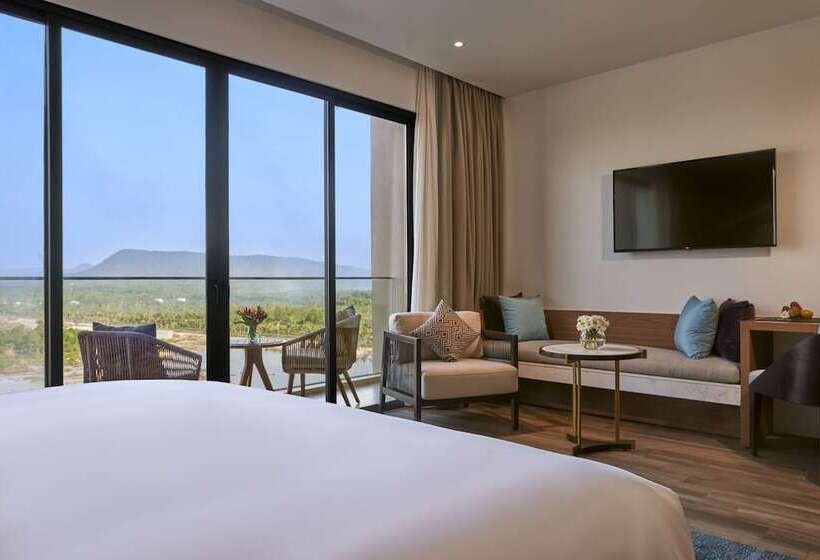 استودیو استاندارد با چشم‌انداز دریا و بالکن, Mövenpick Villas & Residences Phu Quoc