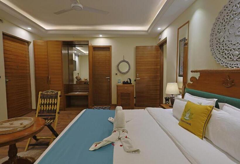 غرفة عائلية مطلّة علي الجبل, Punarnava Resort & Spa