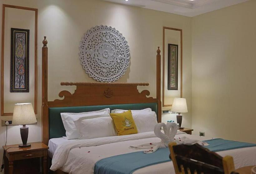 디럭스 룸, Punarnava Resort & Spa