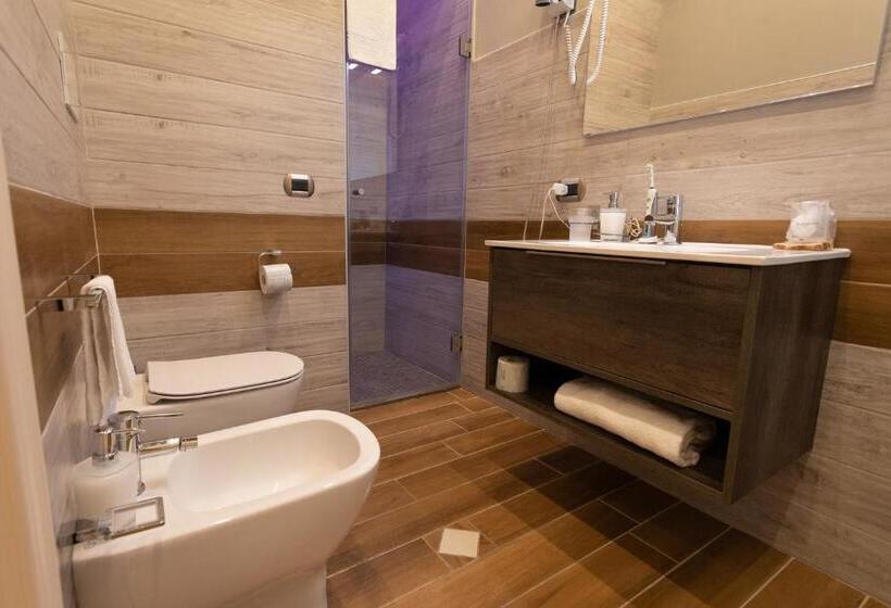 اتاق استاندارد, Antica Piacenza