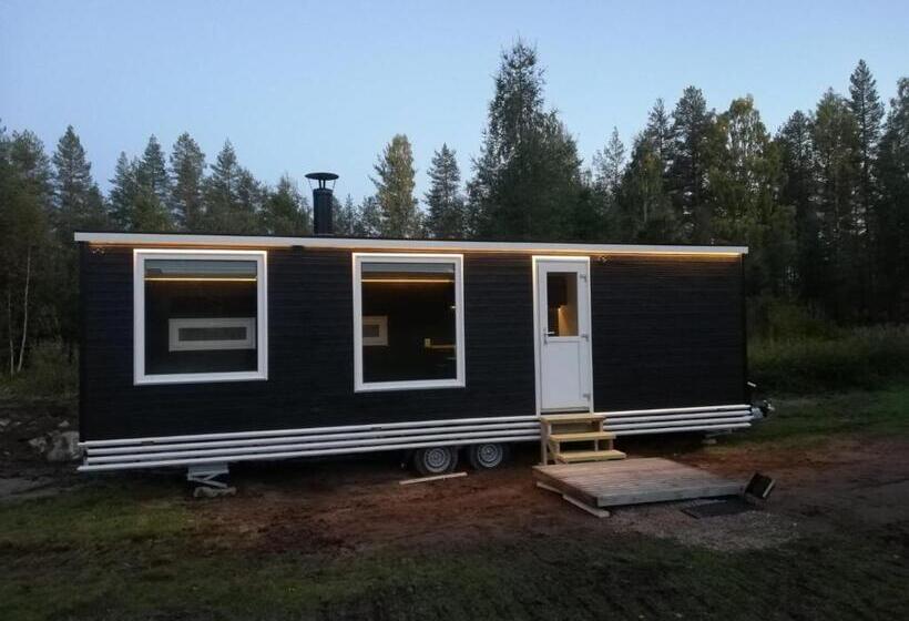 디럭스 스위트, Old Pine Husky Lodge