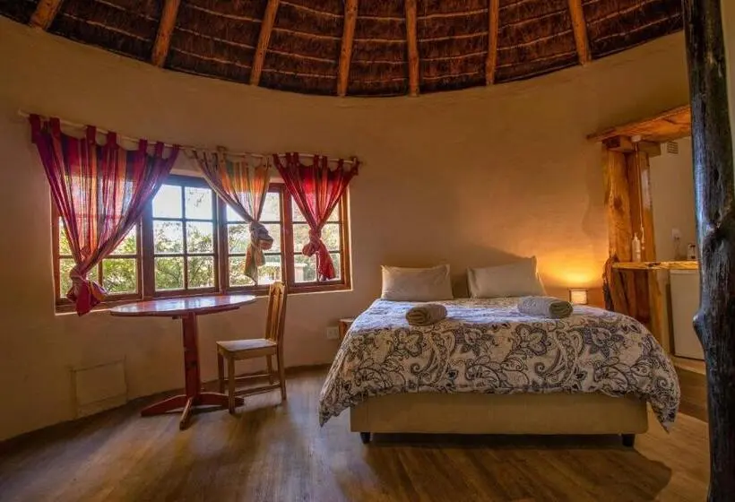 Deluxe-huone, Away With The Fairies Nature Lodge And Backpackers