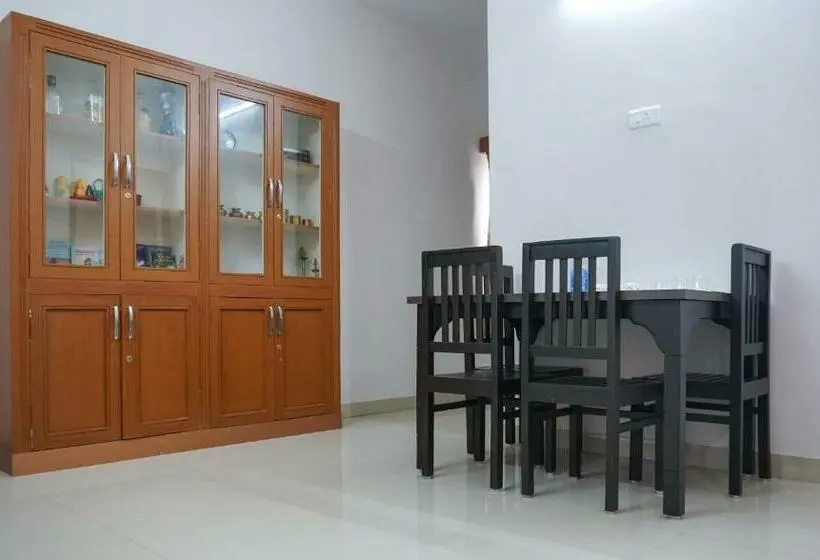 اتاق خانوادگی, Cts Inn