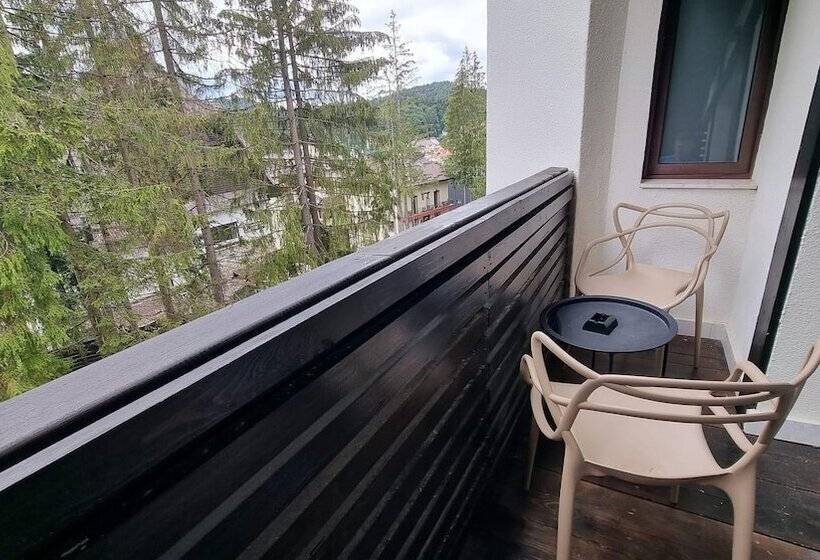 غرفة قياسية, Elexus Predeal