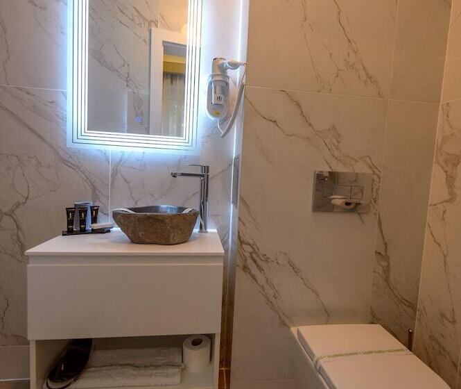 شقة غرفة واحدة, Elexus Predeal