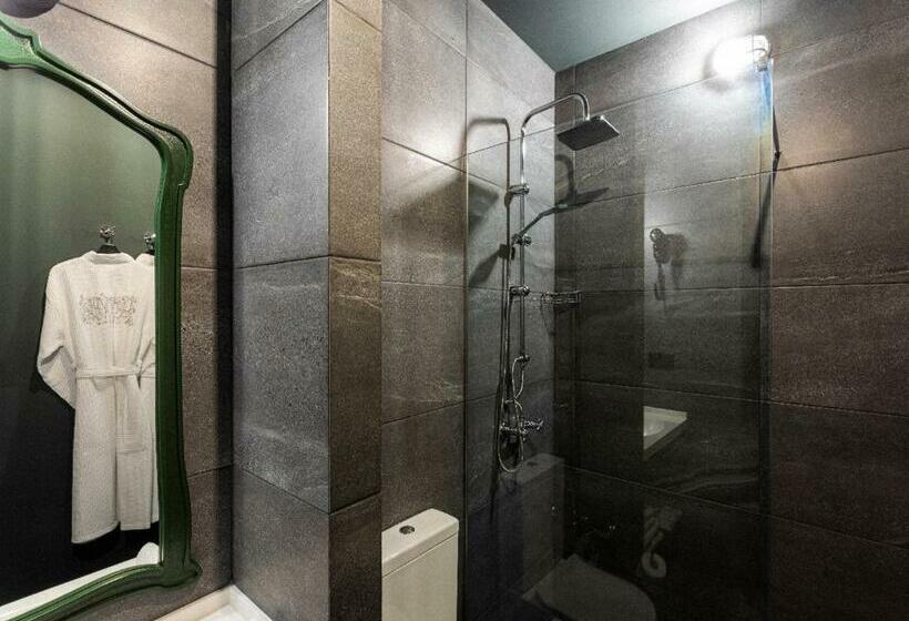 اتاق استاندارد, Esquisse Design