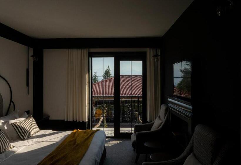 اتاق استاندارد, Esquisse Design