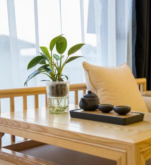 套房, Jianguo Hidden