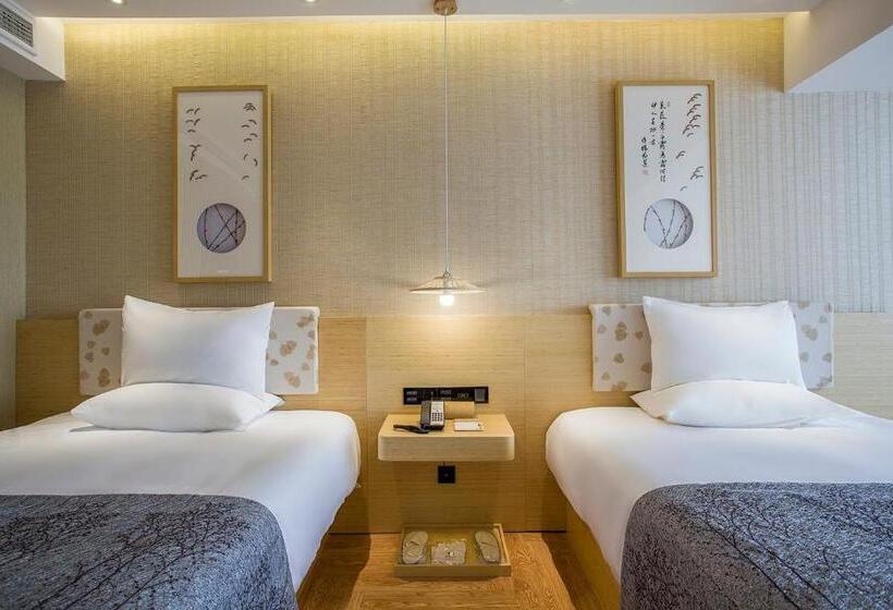 标准间, Jianguo Hidden