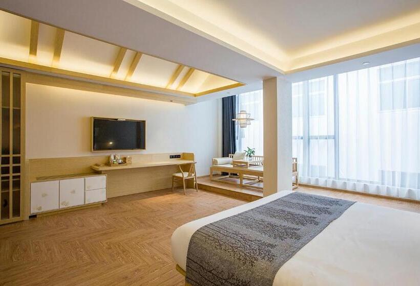 标准间, Jianguo Hidden