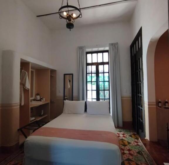 اتاق لوکس, Villa Octavia