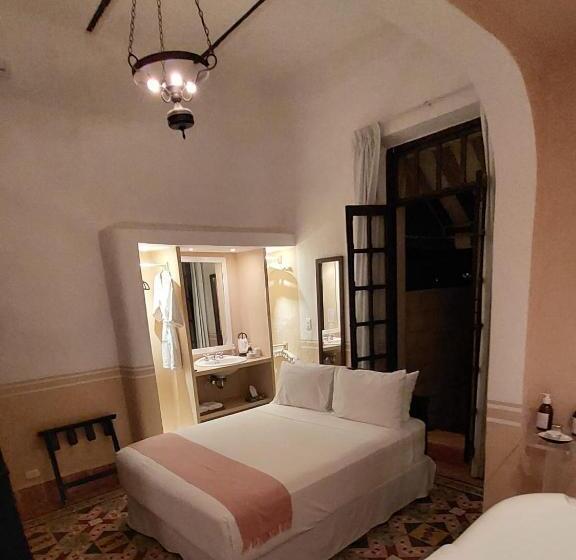 اتاق لوکس, Villa Octavia