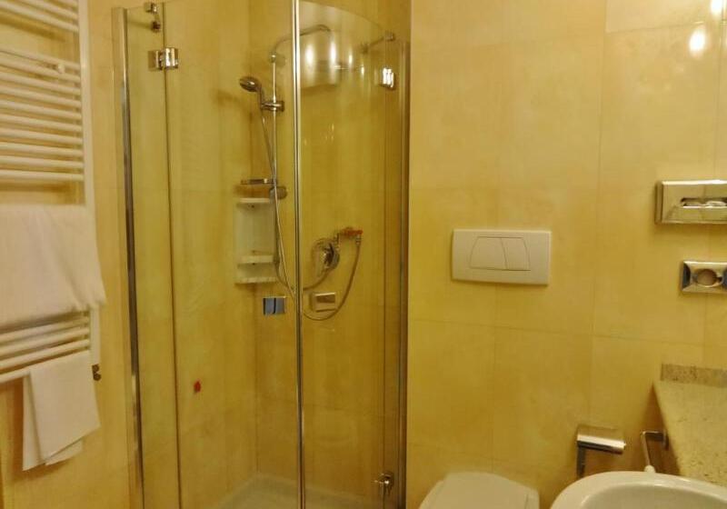 استودیوی استاندارد با چشم‌انداز دریا, Apartamentos Las Arenas