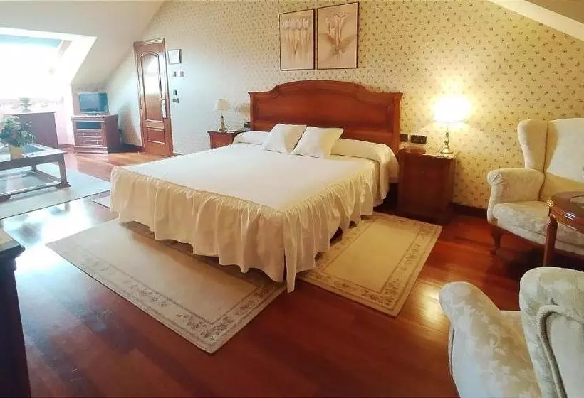 Deluxe Suite, Conde Ansúrez By Almia Hoteles