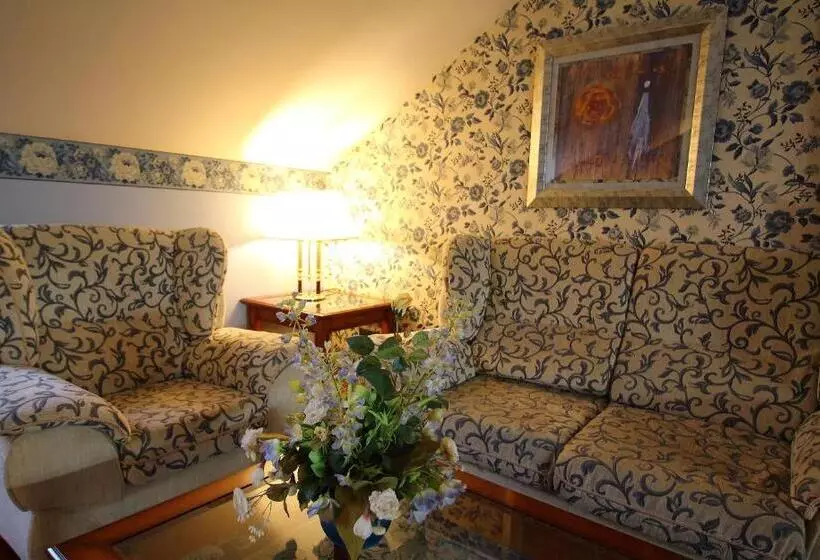 Deluxe Suite, Conde Ansúrez By Almia Hoteles