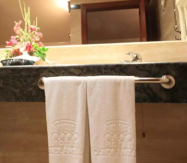 Deluxe Suite, Conde Ansúrez By Almia Hoteles