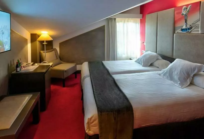 اتاق راحتی, Costa Esmeralda Suites