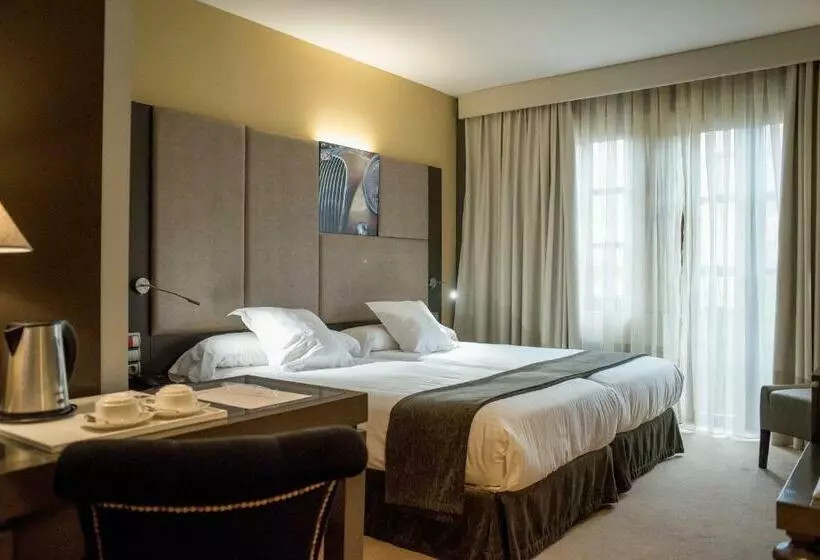 اتاق راحتی, Costa Esmeralda Suites