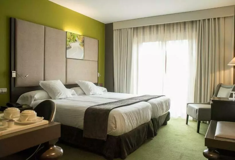 اتاق راحتی, Costa Esmeralda Suites