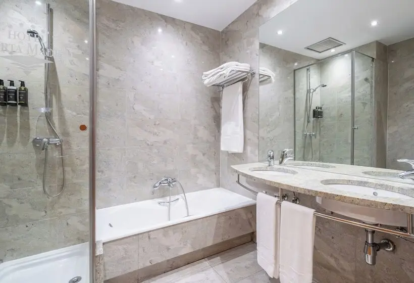 سوییت لوکس, Eurostars Puerta Madrid