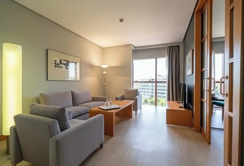 سوییت لوکس, Eurostars Puerta Madrid