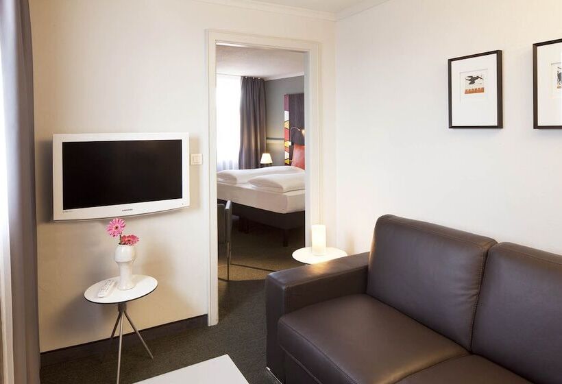 Номер Superior, Le Colombier