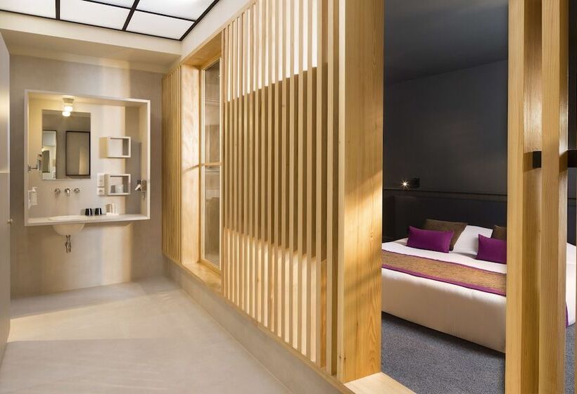 Люкс, Le Colombier