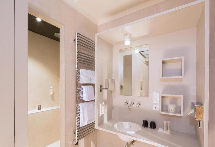 Люкс, Le Colombier