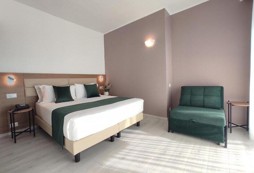 اتاق لوکس با بالکن, Massimi City Garden