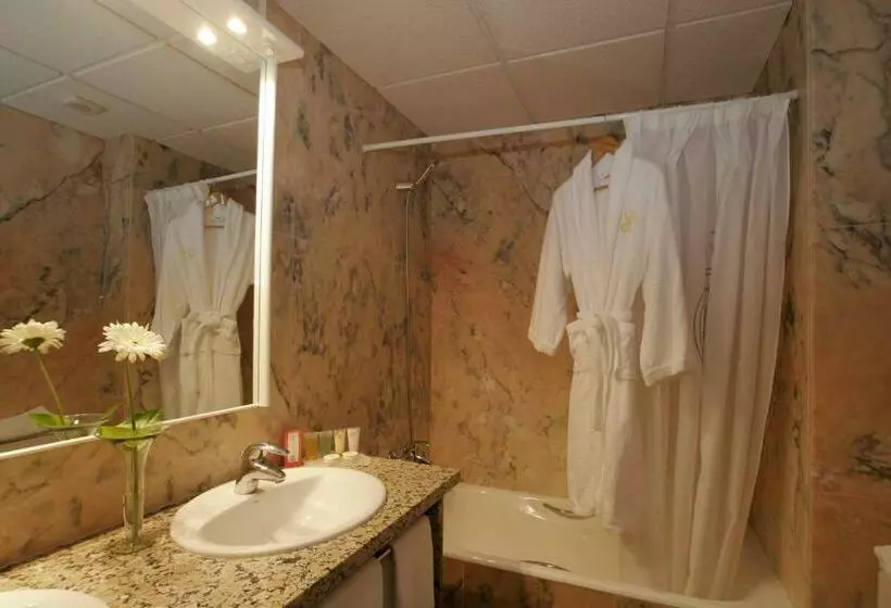 سوییت جونیور, Suite Hotel S Argamassa Palace