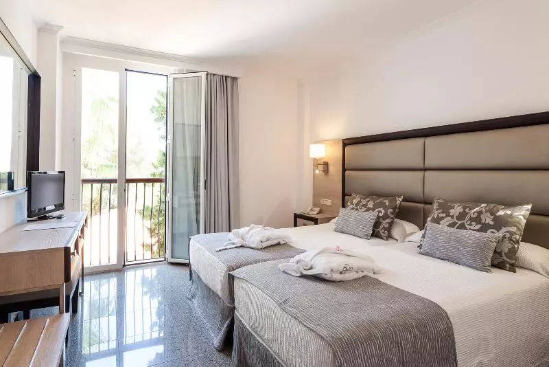 سوییت جونیور, Suite Hotel S Argamassa Palace