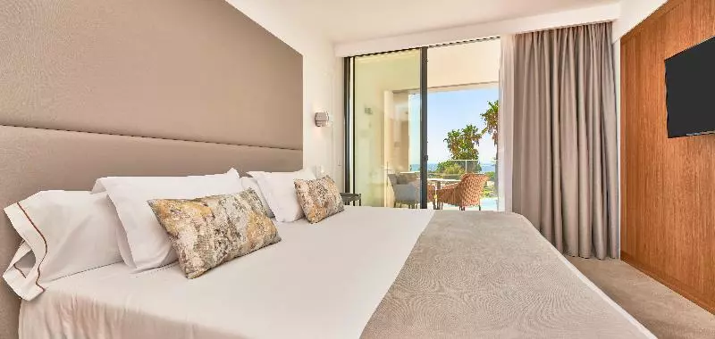プレステージスイート, Insotel Punta Prima Prestige Suites & Spa