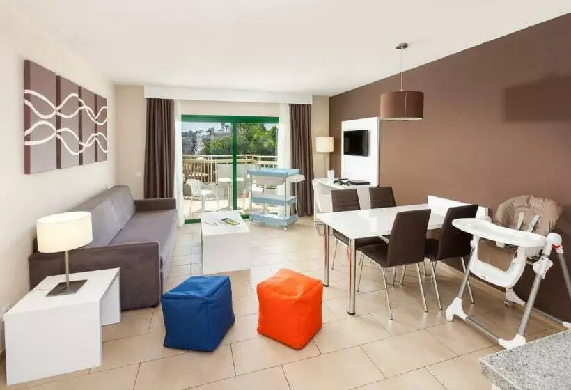آپارتمان خانوادگی, Playaolid All Inclusive