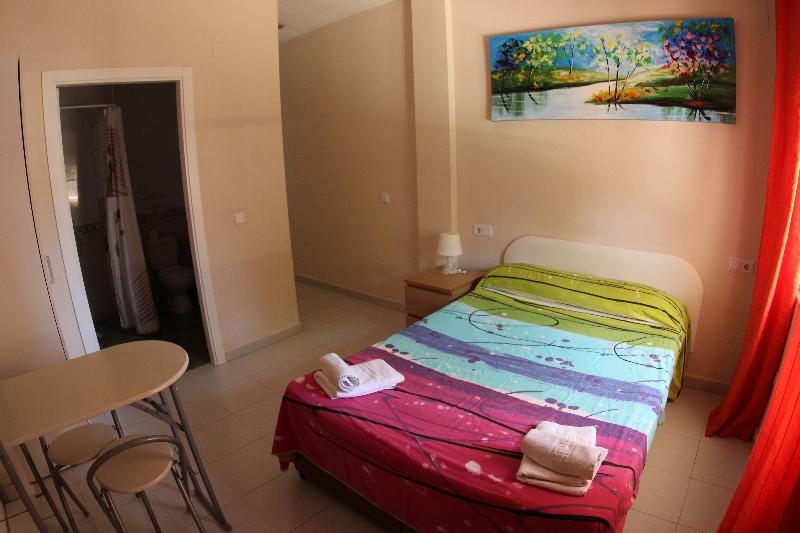 スタンダードスタジオ, Apartamentos Marina Internacional