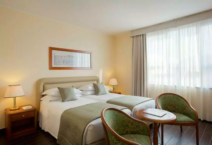 اتاق سوپریور, Starhotels Business Palace
