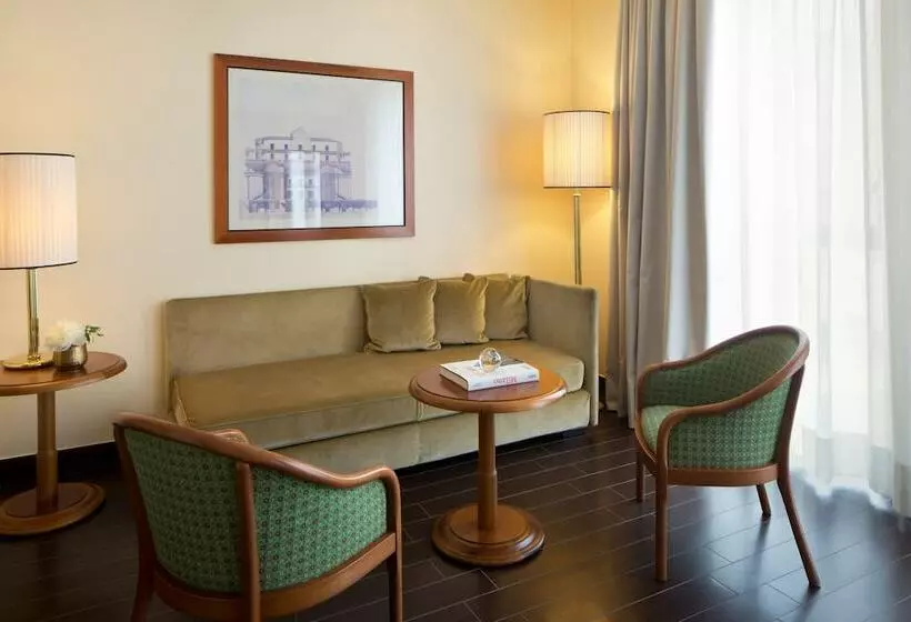 سوییت, Starhotels Business Palace