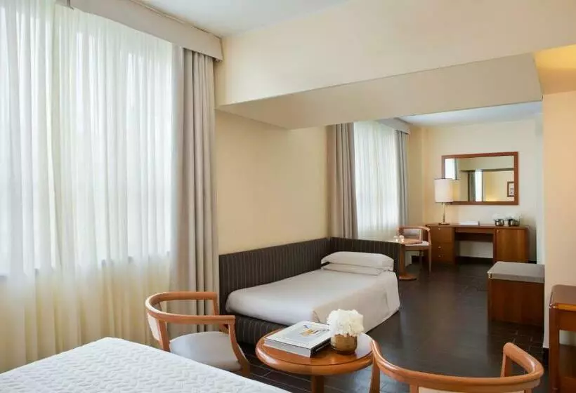 اتاق سوپریور سه تخته, Starhotels Business Palace