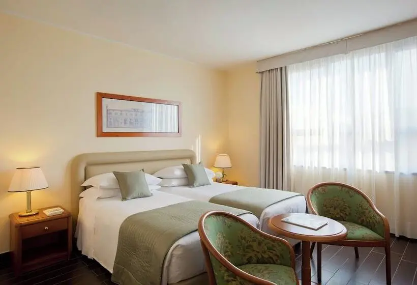 اتاق سوپریور, Starhotels Business Palace