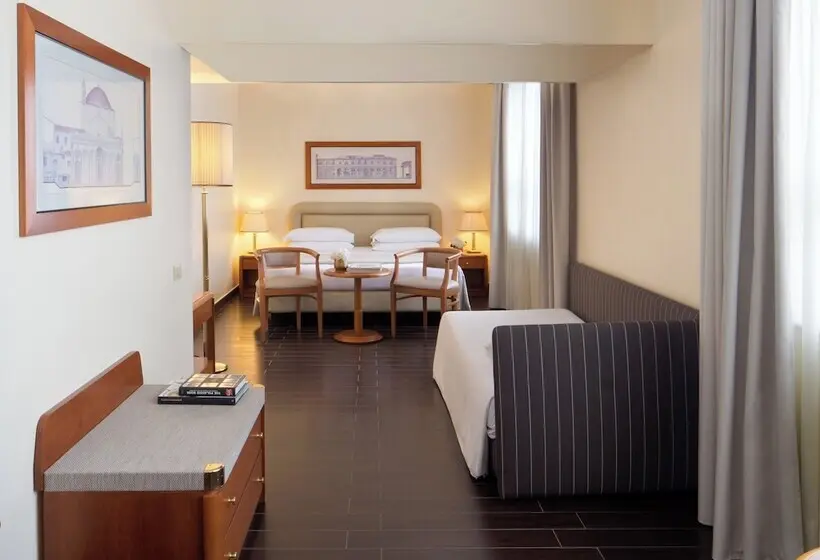 اتاق اجرایی, Starhotels Business Palace