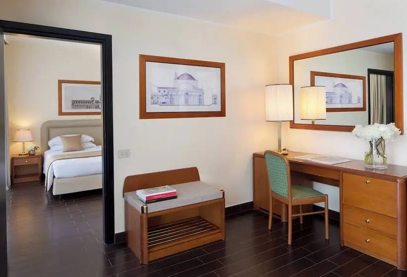 سوییت, Starhotels Business Palace
