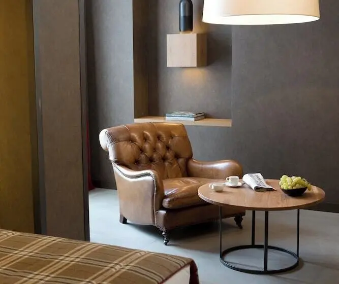 سوییت جونیور, Starhotels Business Palace