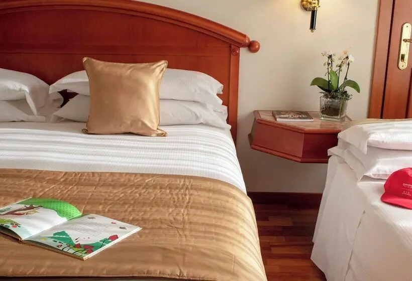 Perhehuone, Starhotels Vespucci