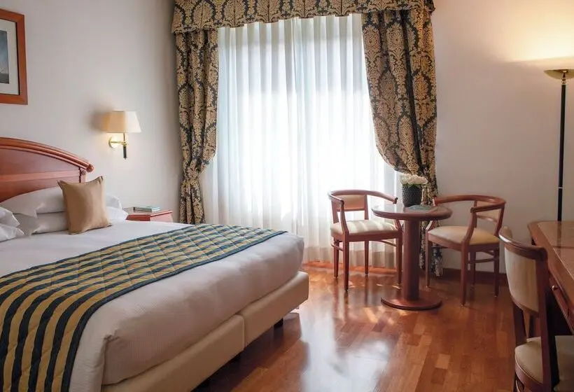 Superior-huone, Starhotels Vespucci
