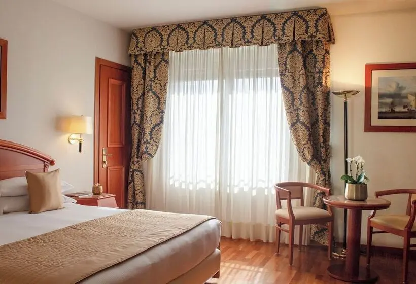 Superior-huone, Starhotels Vespucci