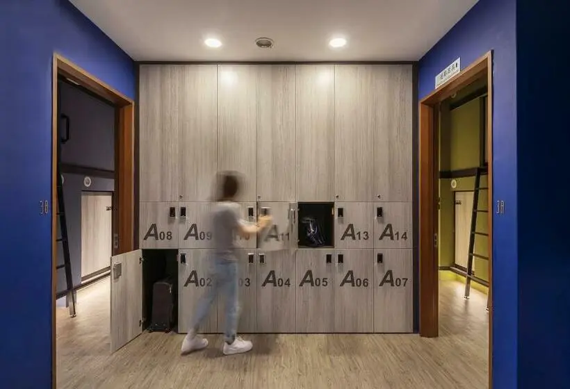 تختخواب در اتاق مشترک, Owl Hostel 貓頭鷹旅店