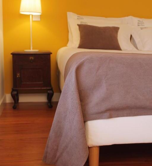 اتاق لوکس با بالکن, Villa Aedan Sintra