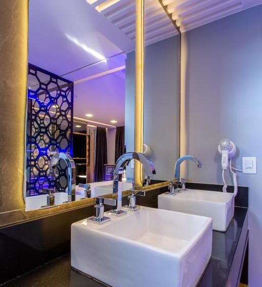 استودیوی استاندارد, Drops Motel Brasília